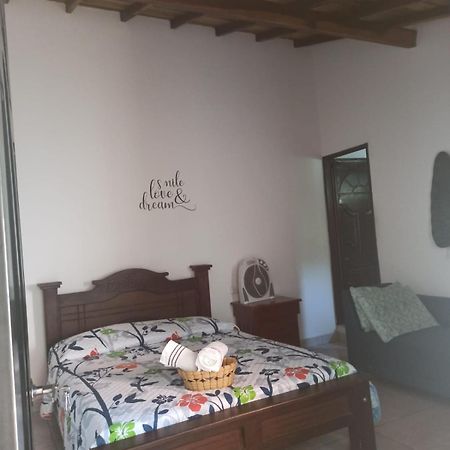 Hostal Jose Navarro Guadalupe 外观 照片